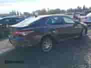 2019 Toyota Camry SE z VIN 4T1B11HK3KU188960, wystawiony jako IAAI lot #43407403 z przebiegiem 97 496 mil mil oraz . Historia ofert i sprzedaży dostępna na DreamBid. Obrazek 4.