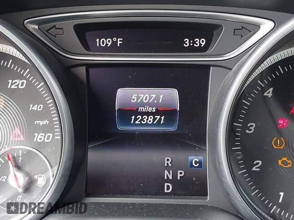 2018 Mercedes-Benz CLA 250 с VIN WDDSJ4EB5JN537027, выставлен на аукционе IAAI как лот 42731984 с пробегом 123 871 миль миль и . История ставок и продаж доступна на DreamBid. Изображение 15.