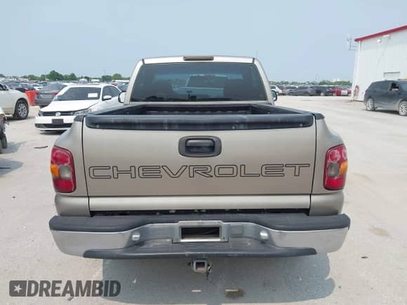2001 Chevrolet Silverado 1500 с VIN 1GCEC14V41Z120003, выставлен на аукционе IAAI как лот 42349073 с пробегом 216 504 миль миль и . История ставок и продаж доступна на DreamBid. Изображение 17.