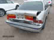 1991 Honda Accord LX z VIN JHMCB7655MC000372, wystawiony jako IAAI lot #42372597 z przebiegiem 153 129 mil mil oraz . Historia ofert i sprzedaży dostępna na DreamBid. Obrazek 6.