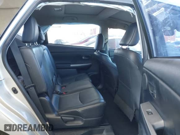 2015 Toyota Prius Two z VIN JTDZN3EU5FJ020477, wystawiony jako IAAI lot #42630019 z przebiegiem 304 911 mil mil oraz . Historia ofert i sprzedaży dostępna na DreamBid. Obrazek 8.