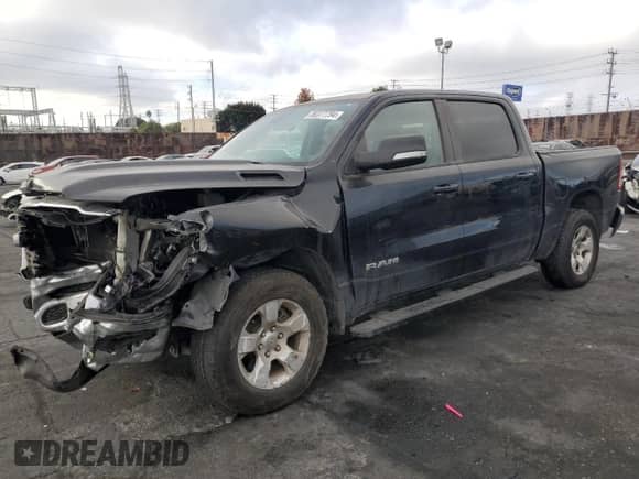 2021 Ram 1500 Big Horn with VIN 1C6RREFG3MN533006, listed as a Copart auction lot 86377794 with 98,354 mi miles and Salvage title. Bid and sale history available at DreamBid. Image 1.