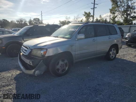 2004 Toyota Highlander with VIN JTEDP21A140023823, listed as a Copart auction lot 80067705 with 199,529 mi miles and Salvage title. Bid and sale history available at DreamBid. Image 1.
