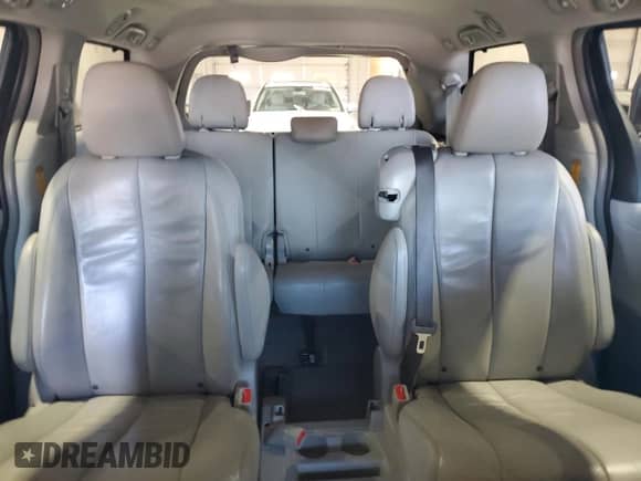 2013 Toyota Sienna XLE with VIN 5TDYK3DC2DS394056, listed as a Copart auction lot 85862335 with 202,863 mi miles and Salvage title. Bid and sale history available at DreamBid. Image 10.