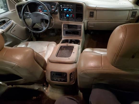 2006 GMC Sierra 1500 SLT with VIN 2GTEK13T861151161, listed as a Copart auction lot 57295185 with 233,274 mi miles and Salvage title. Bid and sale history available at DreamBid. Image 8.