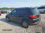 2017 Volkswagen Tiguan S с VIN WVGAV7AX5HK020668, выставлен на аукционе Copart как лот 60418325 с пробегом 141 830 миль миль и Чистый • Clean title. История ставок и продаж доступна на DreamBid. Изображение 2.