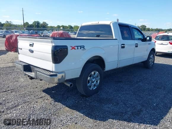 2013 Ford F-150 XL с VIN 1FTFW1EFXDFB92638, выставлен на аукционе IAAI как лот 43100550 с пробегом 162 935 миль миль и . История ставок и продаж доступна на DreamBid. Изображение 4.