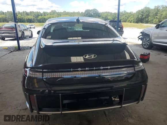 2024 Hyundai Ioniq 6 SEL с VIN KMHM34AA3RA056931, выставлен на аукционе Copart как лот 66606955 с пробегом 9 992 миль миль и Списание • Salvage title. История ставок и продаж доступна на DreamBid. Изображение 6.