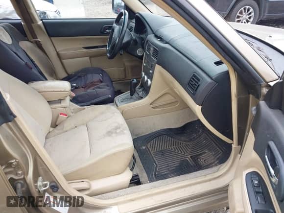 2008 Subaru Forester X with VIN JF1SG65638H727270, listed as a IAAI auction lot 42423038 with 157,157 mi miles and . Bid and sale history available at DreamBid. Image 5.