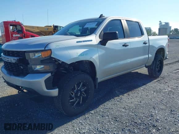 2020 Chevrolet Silverado 1500 Custom z VIN 3GCPWBEH7LG202518, wystawiony jako IAAI lot #43323804 z przebiegiem 144 041 mil mil oraz . Historia ofert i sprzedaży dostępna na DreamBid. Obrazek 22.