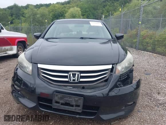 2011 Honda Accord EX с VIN 1HGCP3F79BA000852, выставлен на аукционе IAAI как лот 43028801 с пробегом 215 238 миль миль и . История ставок и продаж доступна на DreamBid. Изображение 12.