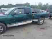 1998 Dodge Dakota SLT с VIN 1B7GL22X5WS718331, выставлен на аукционе IAAI как лот 42581519 с пробегом 207 470 миль миль и . История ставок и продаж доступна на DreamBid. Изображение 6.