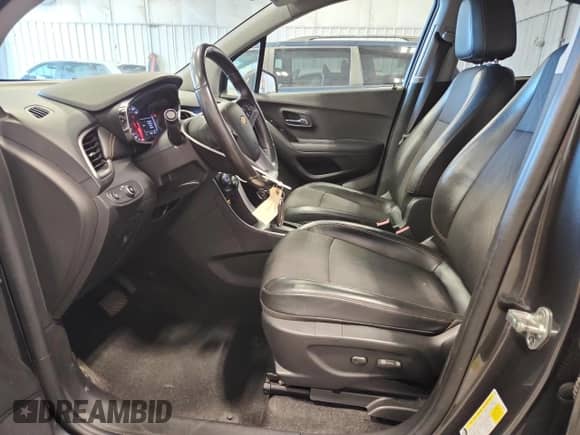 2018 Chevrolet Trax LT с VIN KL7CJLSB7JB683991, выставлен на аукционе Copart как лот 86624955 с пробегом 56 615 миль миль и На запчасти • Non repairable. История ставок и продаж доступна на DreamBid. Изображение 7.