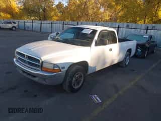 2000 Dodge Dakota с VIN 1B7GL22X0YS725769, выставлен на аукционе IAAI как лот 43526369 с пробегом 185 290 миль миль и . История ставок и продаж доступна на DreamBid. Изображение 2.
