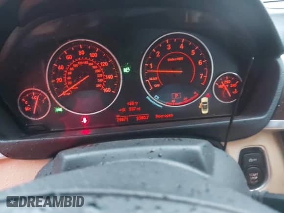 2016 BMW 4 Series 435i xDrive с VIN WBA3T7C59G5A37727, выставлен на аукционе IAAI как лот 43389634 с пробегом 75 971 миль миль и . История ставок и продаж доступна на DreamBid. Изображение 15.