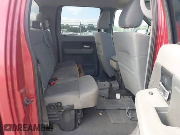 2008 Ford F-150 XLT z VIN 1FTPW14V28FA15150, wystawiony jako IAAI lot #43052022 z przebiegiem 187 432 mil mil oraz . Historia ofert i sprzedaży dostępna na DreamBid. Obrazek 8.