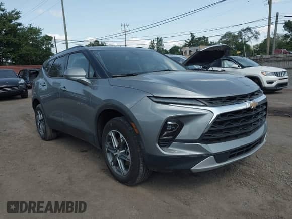 2024 Chevrolet Blazer LT with VIN 3GNKBCR48RS264963, listed as a IAAI auction lot 42436414 with 11,284 mi miles and . Bid and sale history available at DreamBid. Image 1.