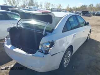 2013 Chevrolet Cruze LS с VIN 1G1PA5SHXD7107543, выставлен на аукционе IAAI как лот 43439020 с пробегом 133 873 миль миль и . История ставок и продаж доступна на DreamBid. Изображение 4.