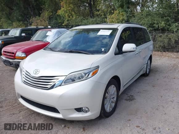 2015 Toyota Sienna Limited с VIN 5TDDK3DC2FS102097, выставлен на аукционе IAAI как лот 43407226 с пробегом 180 467 миль миль и . История ставок и продаж доступна на DreamBid. Изображение 2.