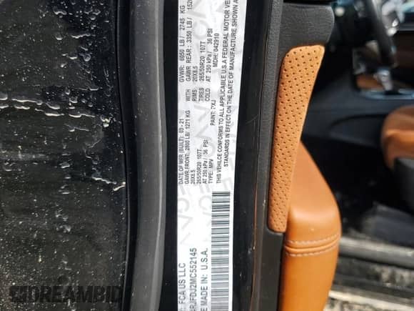 2020 Jeep Grand Cherokee SRT z VIN 1C4RJFDJ8LC352529, wystawiony jako Copart lot #55259595 z przebiegiem Nie podano mil oraz Szkoda całkowita • Salvage title. Historia ofert i sprzedaży dostępna na DreamBid. Obrazek 13.