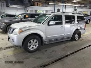 2012 Nissan Pathfinder SV with VIN 5N1AR1NB3CC622181, listed as a Copart auction lot 68935245 with 138,209 mi miles and Salvage title. Bid and sale history available at DreamBid. Image 1.