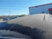 2000 Chevrolet Express Cargo YF7 z VIN 1GBFG15R6Y1173065, wystawiony jako IAAI lot #41357260 z przebiegiem 242 540 mil mil oraz . Historia ofert i sprzedaży dostępna na DreamBid. Obrazek 16.