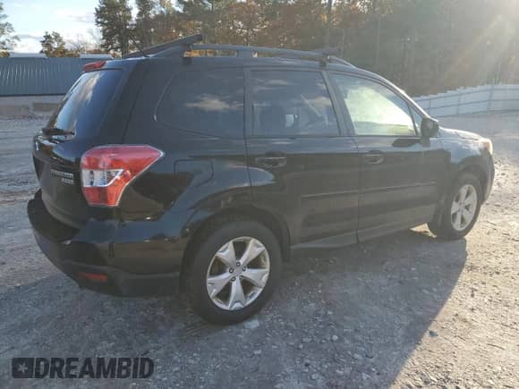 2015 Subaru Forester Premium z VIN JF2SJADC8FH476315, wystawiony jako Copart lot #82646385 z przebiegiem 186 408 mil mil oraz Czysty tytuł • Clean title. Historia ofert i sprzedaży dostępna na DreamBid. Obrazek 3.