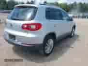 2009 Volkswagen Tiguan S с VIN WVGAV75N19W508048, выставлен на аукционе IAAI как лот 42754273 с пробегом 84 535 миль миль и . История ставок и продаж доступна на DreamBid. Изображение 4.