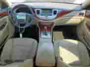 2013 Hyundai Genesis 3.8L z VIN KMHGC4DD5DU248605, wystawiony jako Copart lot #80910665 z przebiegiem 118 049 mil mil oraz Szkoda całkowita • Salvage title. Historia ofert i sprzedaży dostępna na DreamBid. Obrazek 8.