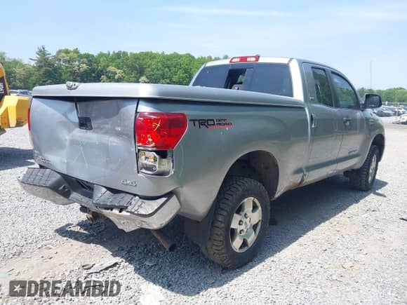 2011 Toyota Tundra с VIN 5TFUY5F16BX191327, выставлен на аукционе IAAI как лот 42380879 с пробегом 274 852 миль миль и . История ставок и продаж доступна на DreamBid. Изображение 4.