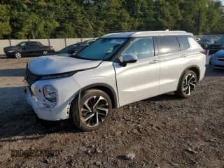 2024 Mitsubishi Outlander SEL с VIN JA4J4WA84RZ023932, выставлен на аукционе Copart как лот 71789095 с пробегом 24 300 миль миль и Списание • Salvage title. История ставок и продаж доступна на DreamBid. Изображение 1.