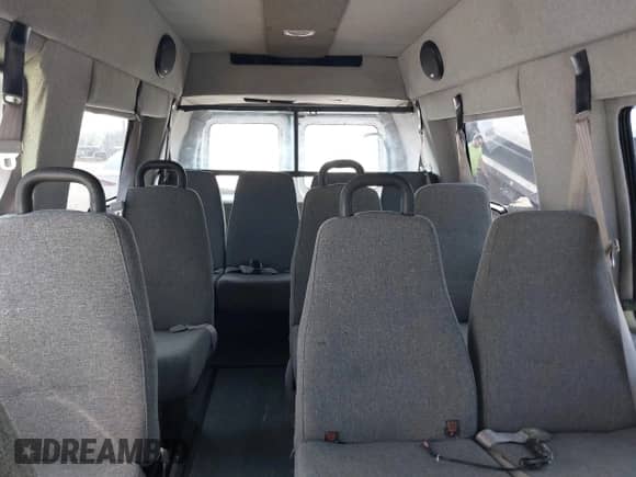 2004 Ford Econoline Cargo with VIN 1FTNS24WX4HA92137, listed as a IAAI auction lot 42888080 with 158,035 mi miles and . Bid and sale history available at DreamBid. Image 8.