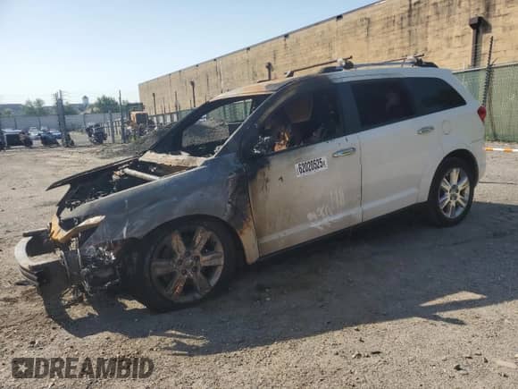 2015 Dodge Journey SE with VIN 3C4PDCAB2FT583395, listed as a Copart auction lot 62020525 with Not provided miles and Salvage title. Bid and sale history available at DreamBid. Image 1.