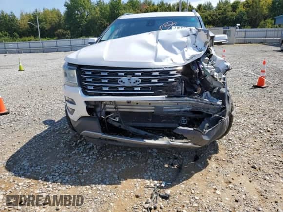 2017 Ford Explorer Limited z VIN 1FM5K8FH0HGA11512, wystawiony jako Copart lot #71031125 z przebiegiem 120 251 mil mil oraz Szkoda całkowita • Salvage title. Historia ofert i sprzedaży dostępna na DreamBid. Obrazek 5.