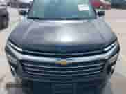 2024 Chevrolet Traverse FWD LT z VIN 1GNERGKS5RJ176849, wystawiony jako IAAI lot #42066415 z przebiegiem 13 740 mil mil oraz . Historia ofert i sprzedaży dostępna na DreamBid. Obrazek 6.