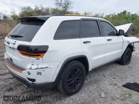 2017 Jeep Grand Cherokee Limited с VIN 1C4RJEBG8HC765835, выставлен на аукционе IAAI как лот 41622740 с пробегом 136 687 миль миль и . История ставок и продаж доступна на DreamBid. Изображение 4.
