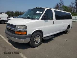 2014 Chevrolet Express Passenger LT с VIN 1GAZG1FG8E1139817, выставлен на аукционе Copart как лот 65780585 с пробегом 140 327 миль миль и Чистый • Clean title. История ставок и продаж доступна на DreamBid. Изображение 1.