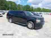 2010 Chevrolet Suburban LT z VIN 1GNUCJE08AR192831, wystawiony jako IAAI lot #42534754 z przebiegiem 165 741 mil mil oraz . Historia ofert i sprzedaży dostępna na DreamBid. Obrazek 1.