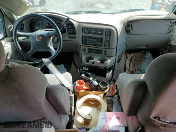 2000 Chevrolet Astro с VIN 1GNDM19W1YB198386, выставлен на аукционе Copart как лот 85946805 с пробегом 146 872 миль миль и Чистый • Clean title. История ставок и продаж доступна на DreamBid. Изображение 8.