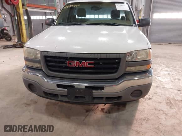 2005 GMC Sierra 1500 Work Truck z VIN 1GTEC14XX5Z120398, wystawiony jako IAAI lot #41889905 z przebiegiem 201 414 mil mil oraz . Historia ofert i sprzedaży dostępna na DreamBid. Obrazek 16.