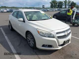 2013 Chevrolet Malibu LT с VIN 1G11E5SA0DF340379, выставлен на аукционе IAAI как лот 43095448 с пробегом 124 745 миль миль и . История ставок и продаж доступна на DreamBid. Изображение 1.