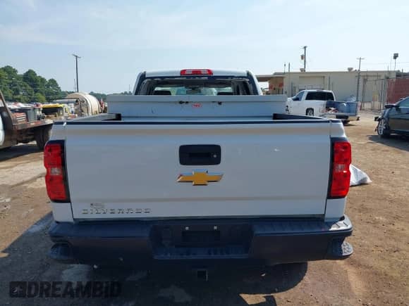 2018 Chevrolet Silverado 1500 Work Truck with VIN 1GCRCNEC1JZ268390, listed as a IAAI auction lot 43136152 with 135,789 mi miles and . Bid and sale history available at DreamBid. Image 17.