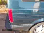 2000 Chevrolet Astro с VIN 1GNDM19W2YB192645, выставлен на аукционе IAAI как лот 43010186 с пробегом 234 033 миль миль и . История ставок и продаж доступна на DreamBid. Изображение 6.