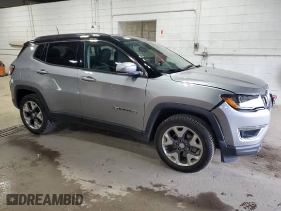 2019 Jeep Compass Limited с VIN 3C4NJDCB5KT672486, выставлен на аукционе Copart как лот 69286125 с пробегом 41 775 миль миль и Списание • Salvage title. История ставок и продаж доступна на DreamBid. Изображение 4.