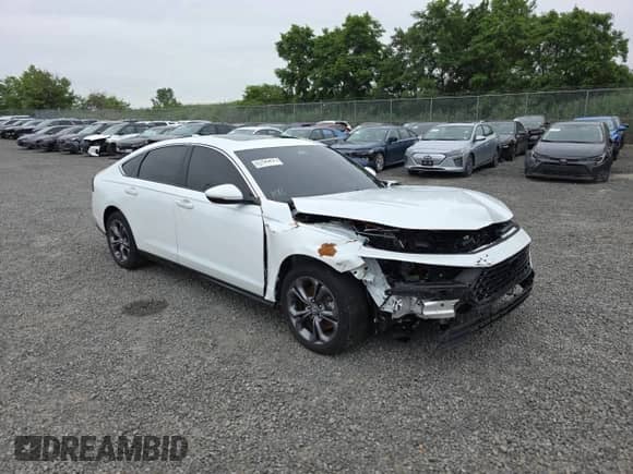 2024 Honda Accord EX-L с VIN 1HGCY2F64RA043116, выставлен на аукционе Copart как лот 90523085 с пробегом 30 539 миль миль и Списание • Salvage title. История ставок и продаж доступна на DreamBid. Изображение 3.