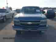 2006 Chevrolet Silverado 1500 LT2 z VIN 2GCEC13Z761347531, wystawiony jako IAAI lot #42121593 z przebiegiem 344 438 mil mil oraz . Historia ofert i sprzedaży dostępna na DreamBid. Obrazek 13.