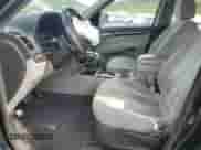 2008 Hyundai Santa Fe GLS с VIN 5NMSG73D28H194358, выставлен на аукционе Copart как лот 67049945 с пробегом 140 882 миль миль и Списание • Salvage title. История ставок и продаж доступна на DreamBid. Изображение 7.