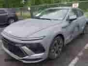 2024 Hyundai Sonata SEL с VIN KMHL64JA1RA399692, выставлен на аукционе IAAI как лот 42505209 с пробегом 25 558 миль миль и . История ставок и продаж доступна на DreamBid. Изображение 17.