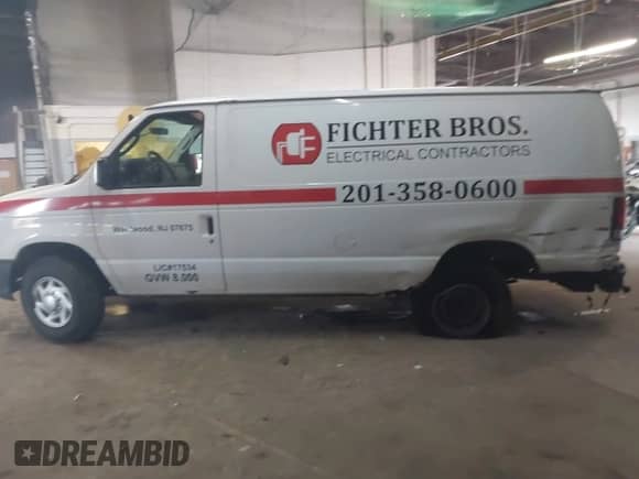 2012 Ford Econoline Cargo Recreational с VIN 1FTNE2EW7CDA31016, выставлен на аукционе IAAI как лот 43289909 с пробегом 179 092 миль миль и . История ставок и продаж доступна на DreamBid. Изображение 15.