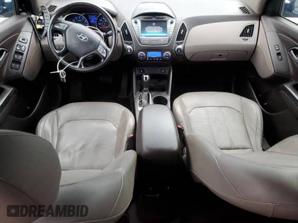 2014 Hyundai Tucson Walking Dead Edition с VIN KM8JUCAG8EU824071, выставлен на аукционе Copart как лот 86669644 с пробегом 132 583 миль миль и Списание • Salvage title. История ставок и продаж доступна на DreamBid. Изображение 8.